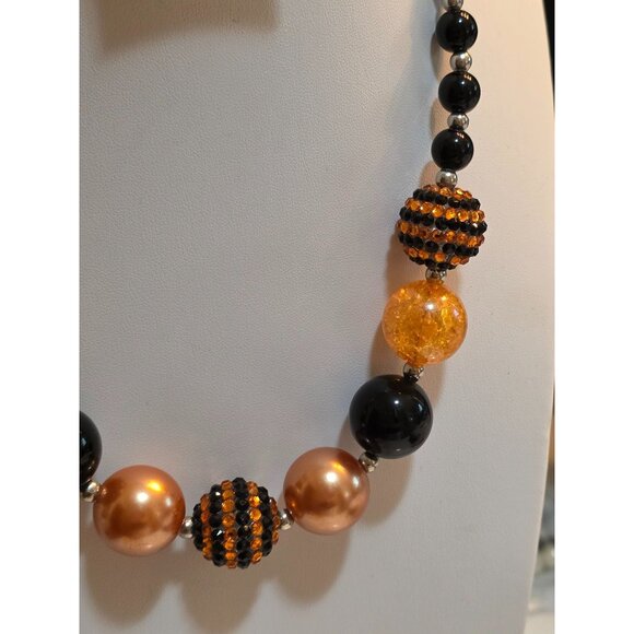 Black & Orange Beaded Halloween Statement Necklace With Adjustable Chain 20-22" - Picture 4 of 6